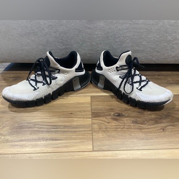 Nike Metcon 4 - Picture 4 of 8